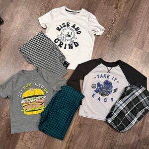 Boys Old Navy Pajamas, size S